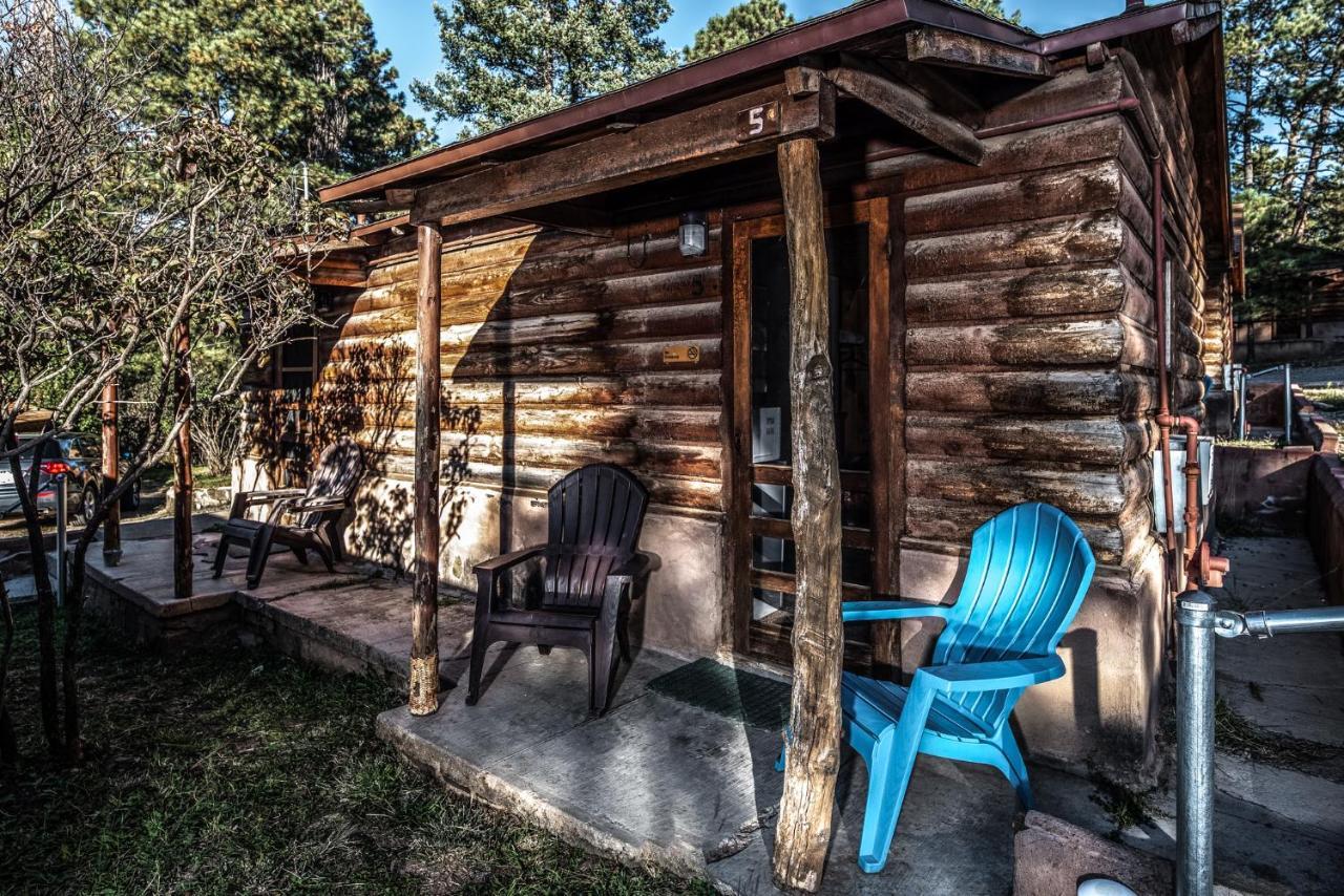 Apache Village 5, Queen Bed, Midtown, Sleeps 2 Ruidoso Bagian luar foto