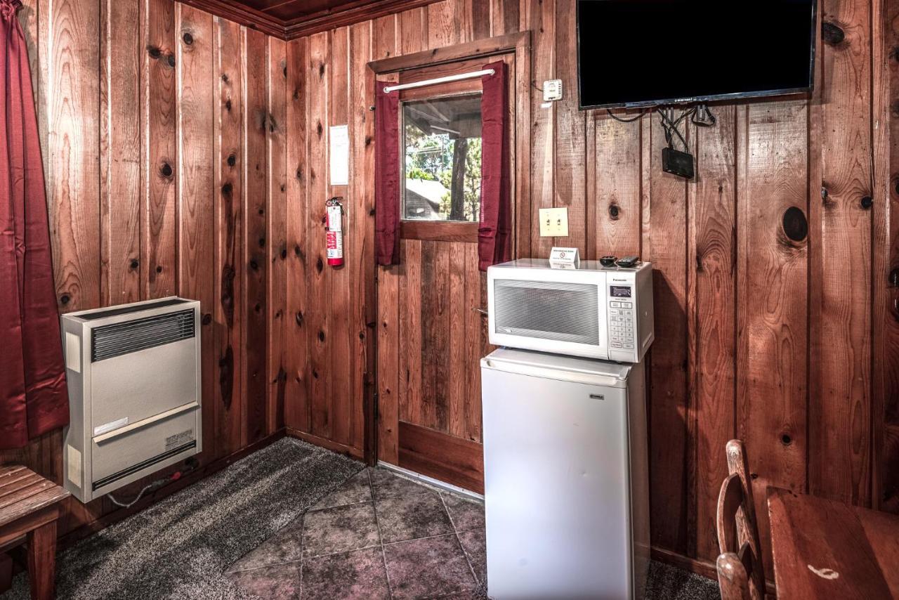 Apache Village 5, Queen Bed, Midtown, Sleeps 2 Ruidoso Bagian luar foto