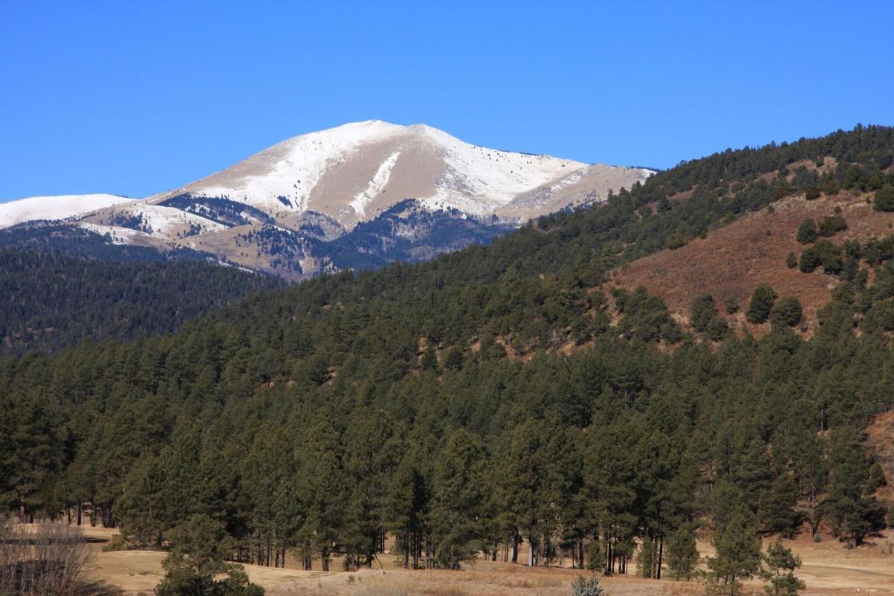 Apache Village 5, Queen Bed, Midtown, Sleeps 2 Ruidoso Bagian luar foto